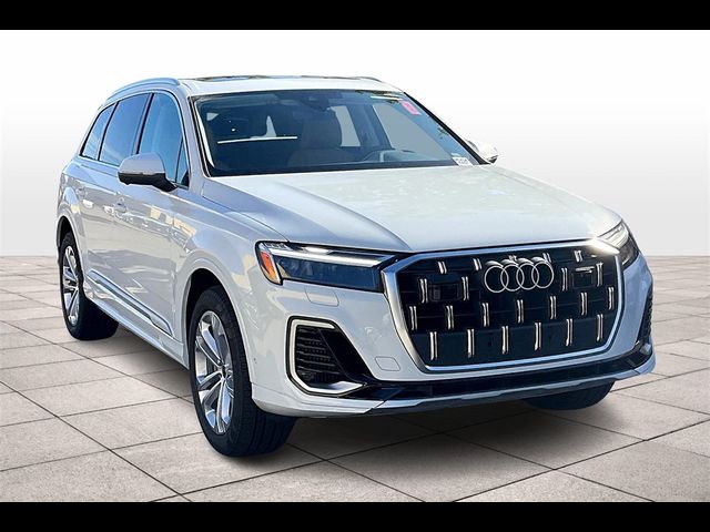 2025 Audi Q7 Premium Plus