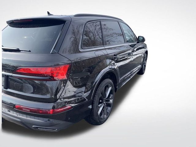 2025 Audi Q7 Premium Plus