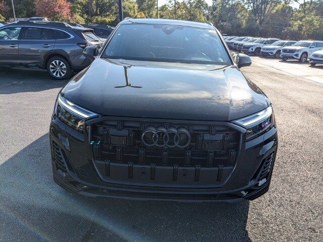 2025 Audi Q7 Premium Plus