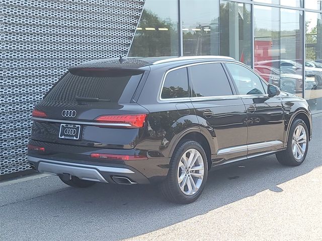 2025 Audi Q7 Premium Plus