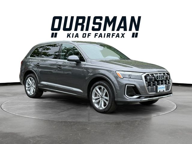 2025 Audi Q7 Premium Plus