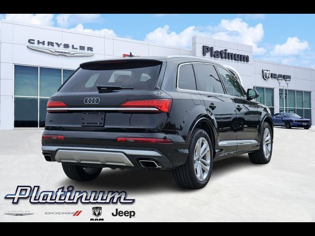 2025 Audi Q7 Premium Plus