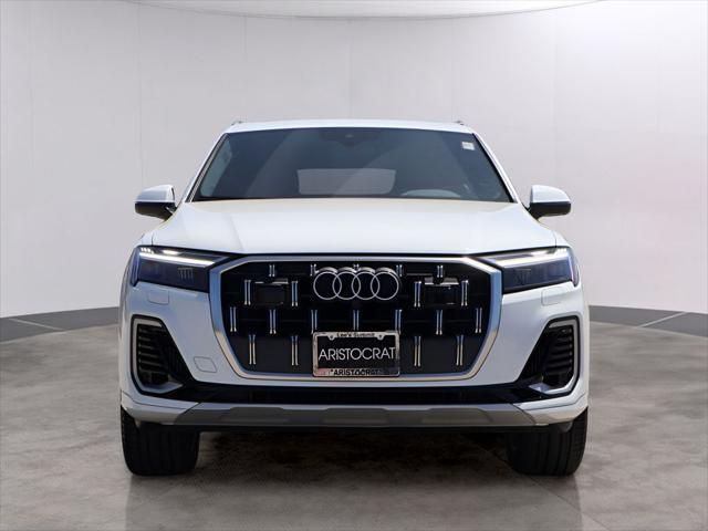 2025 Audi Q7 Premium Plus