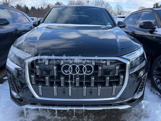 2025 Audi Q7 Premium Plus