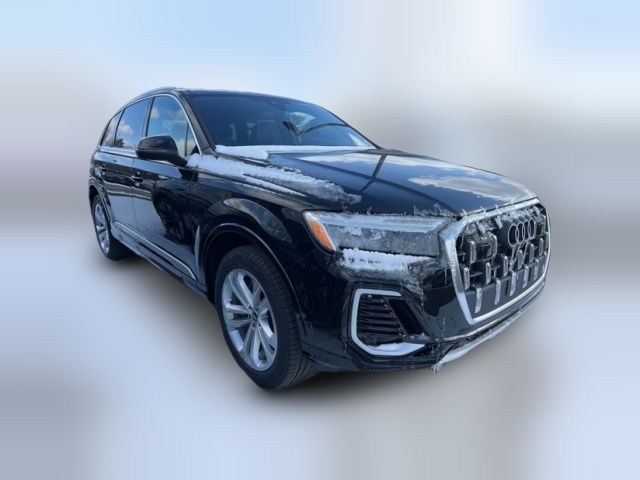 2025 Audi Q7 Premium Plus
