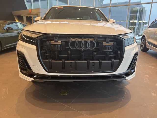 2025 Audi Q7 Premium Plus