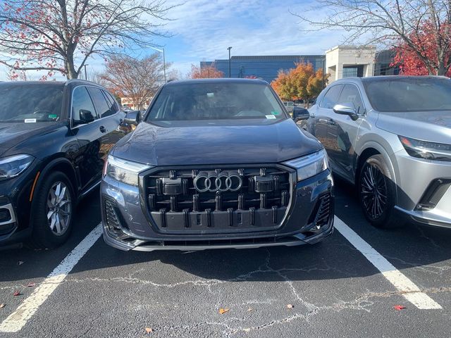 2025 Audi Q7 Premium Plus