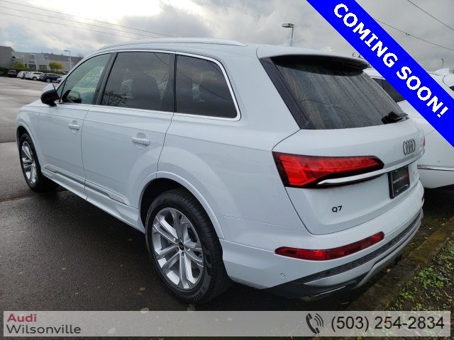 2025 Audi Q7 Premium Plus