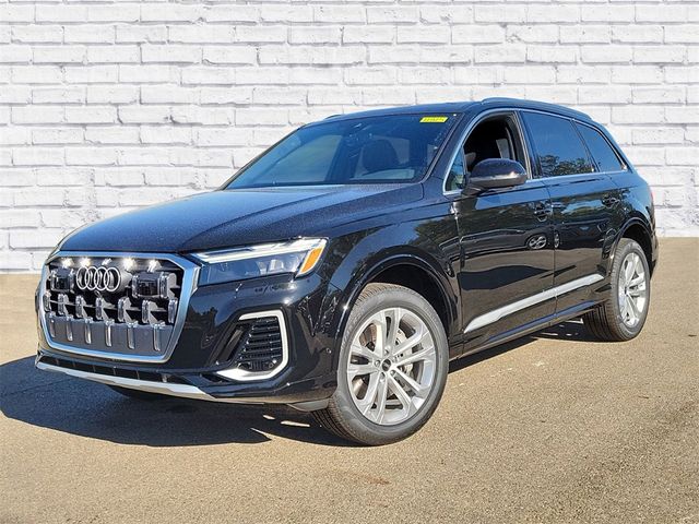 2025 Audi Q7 Premium Plus