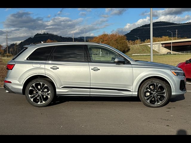 2025 Audi Q7 Premium Plus