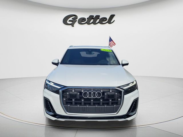 2025 Audi Q7 Premium Plus