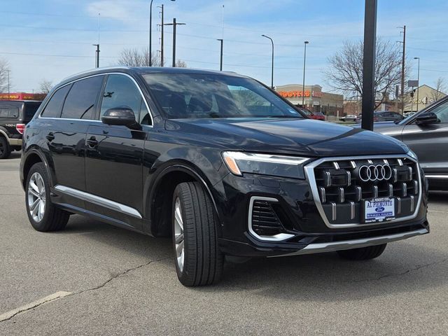 2025 Audi Q7 Premium Plus