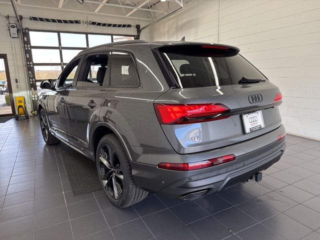 2025 Audi Q7 Premium Plus