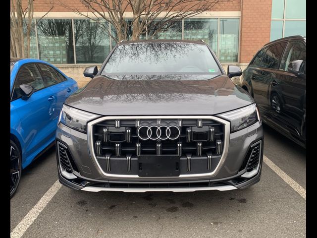 2025 Audi Q7 Premium Plus