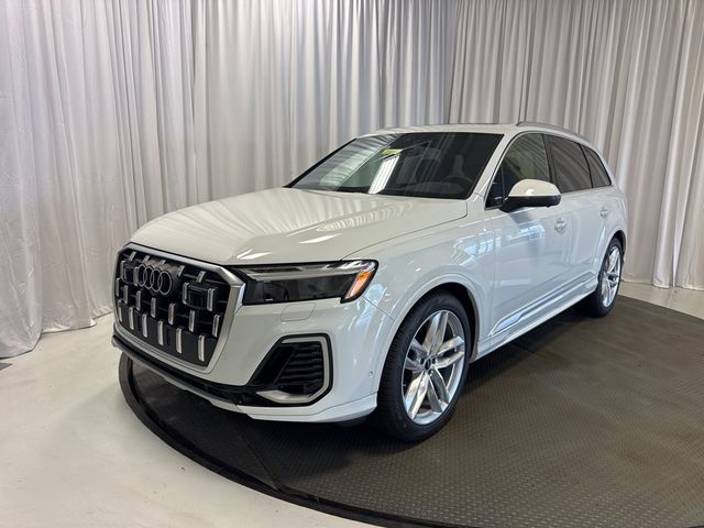 2025 Audi Q7 Premium Plus
