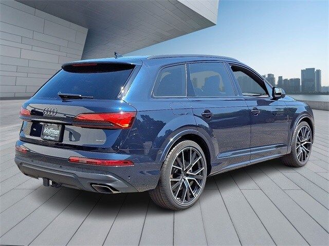 2025 Audi Q7 Premium Plus