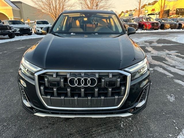2025 Audi Q7 Premium Plus