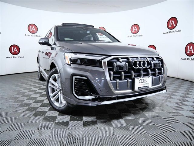 2025 Audi Q7 Premium Plus