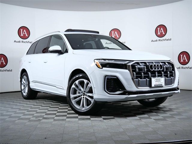 2025 Audi Q7 Premium Plus