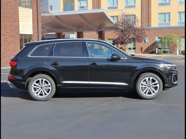 2025 Audi Q7 Premium Plus