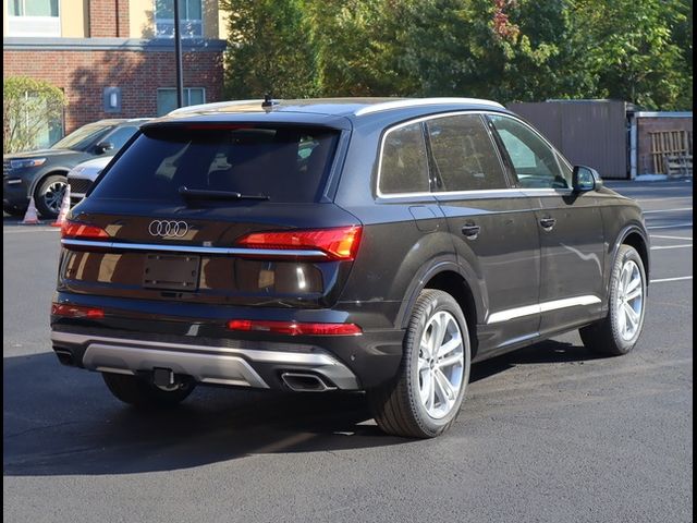 2025 Audi Q7 Premium Plus