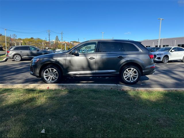 2025 Audi Q7 Premium Plus