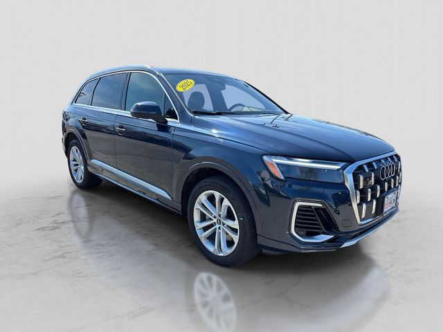 2025 Audi Q7 Premium Plus