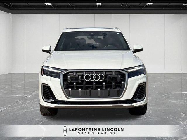 2025 Audi Q7 Premium Plus