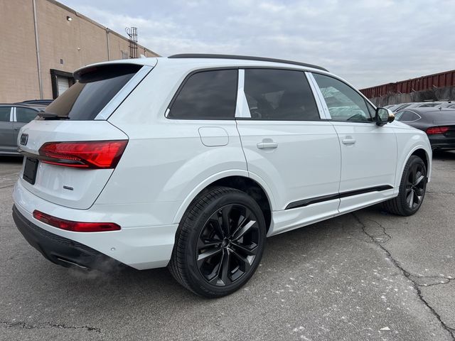 2025 Audi Q7 Premium Plus