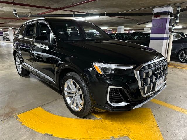 2025 Audi Q7 Premium Plus