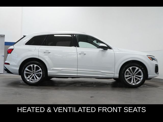 2025 Audi Q7 Premium Plus
