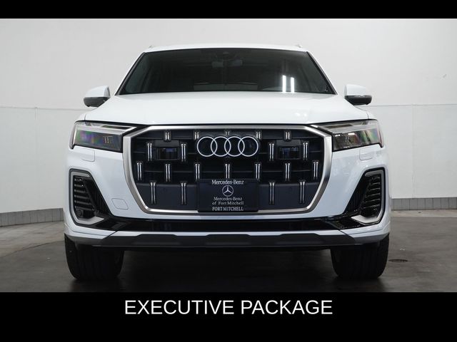 2025 Audi Q7 Premium Plus
