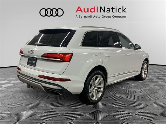 2025 Audi Q7 Premium Plus