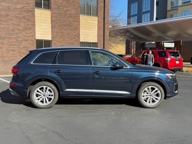 2025 Audi Q7 Premium Plus