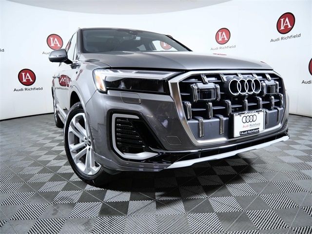 2025 Audi Q7 Premium Plus