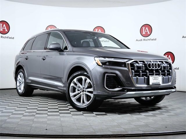 2025 Audi Q7 Premium Plus