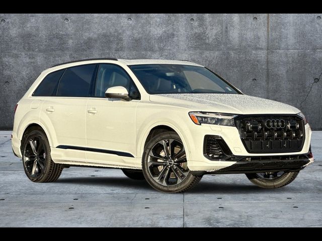 2025 Audi Q7 Premium Plus