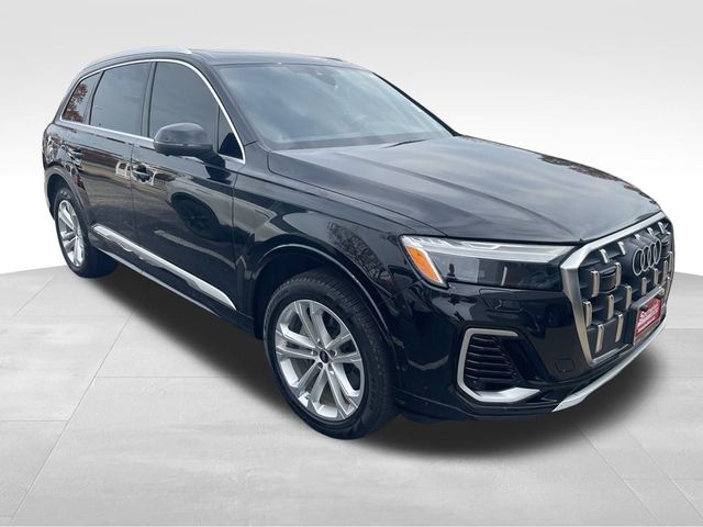 2025 Audi Q7 Premium Plus