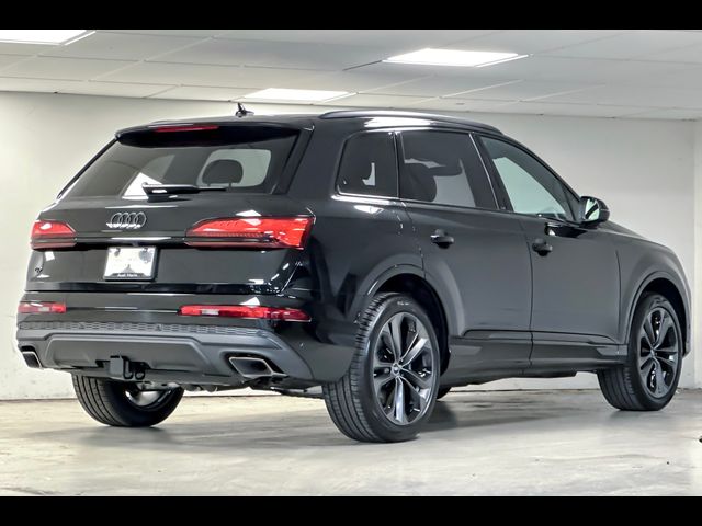 2025 Audi Q7 Premium Plus