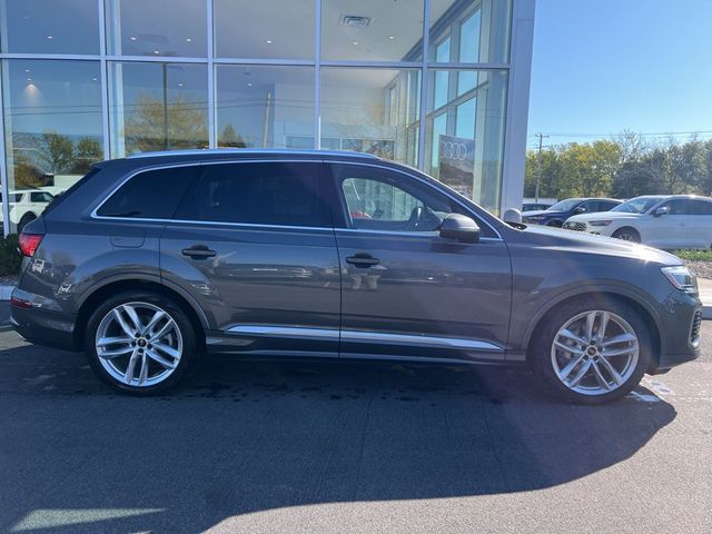 2025 Audi Q7 Premium Plus