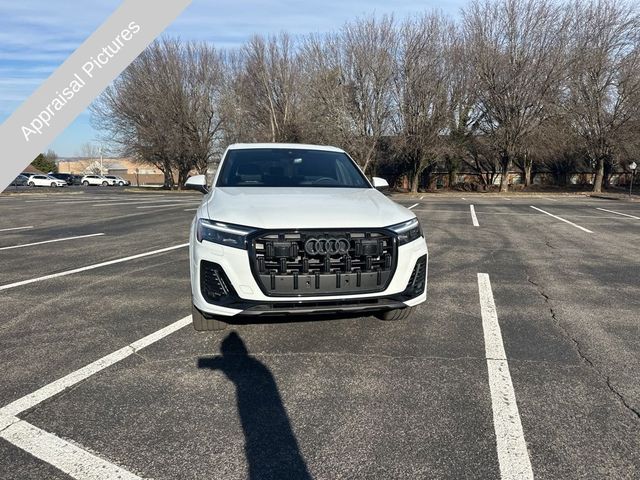 2025 Audi Q7 Premium Plus