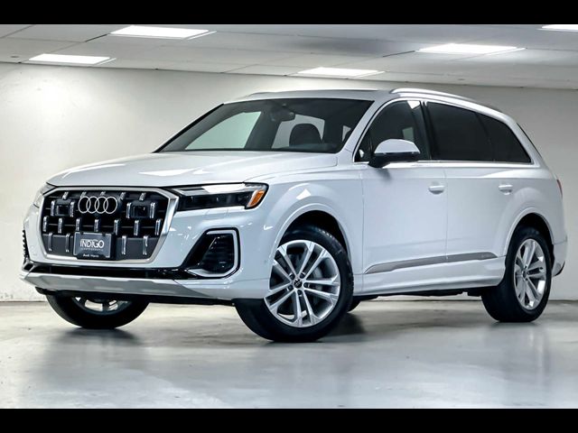 2025 Audi Q7 Premium Plus