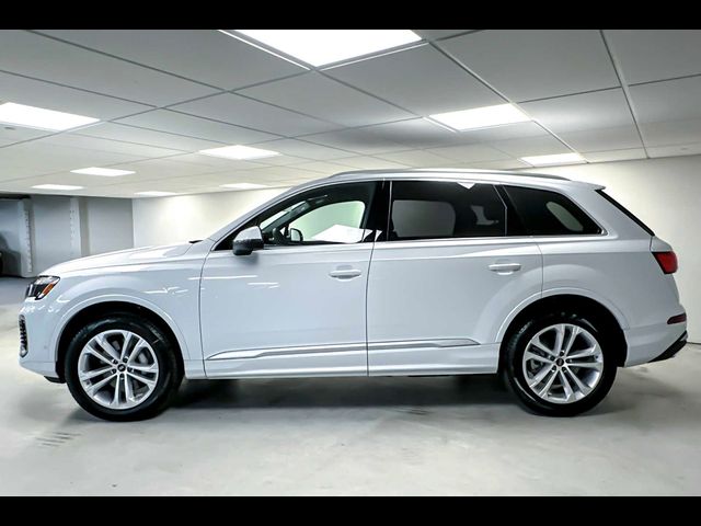 2025 Audi Q7 Premium Plus