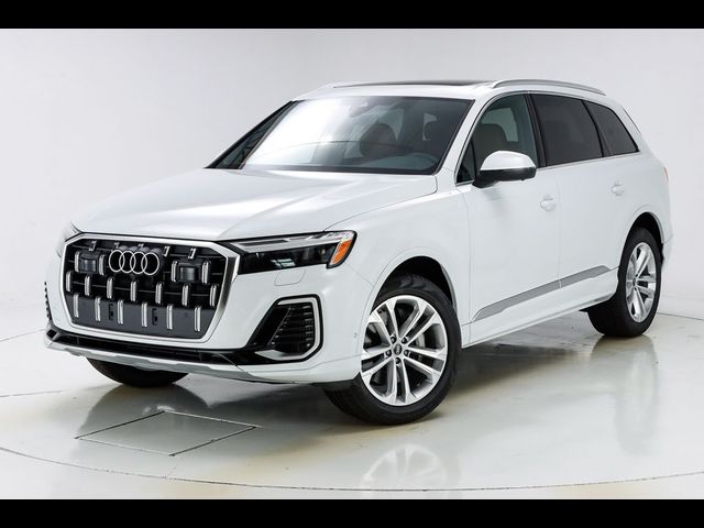 2025 Audi Q7 Premium Plus