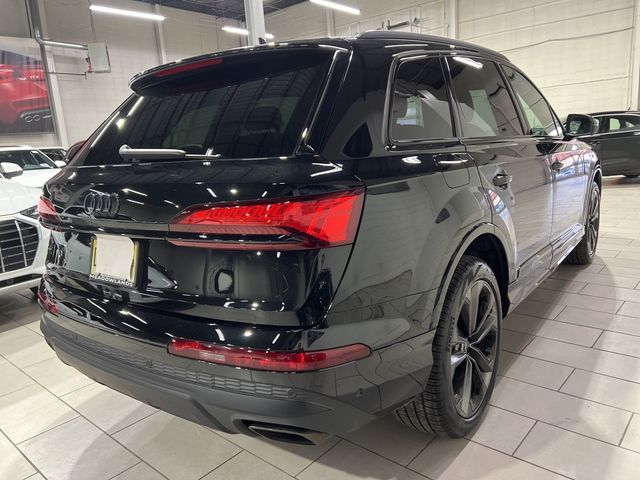 2025 Audi Q7 Premium Plus