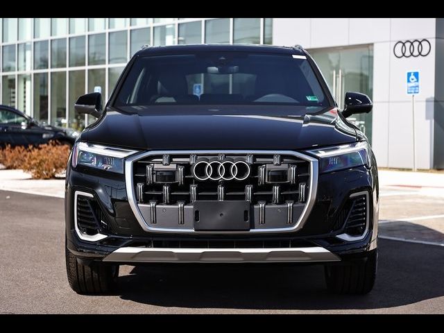 2025 Audi Q7 Premium Plus