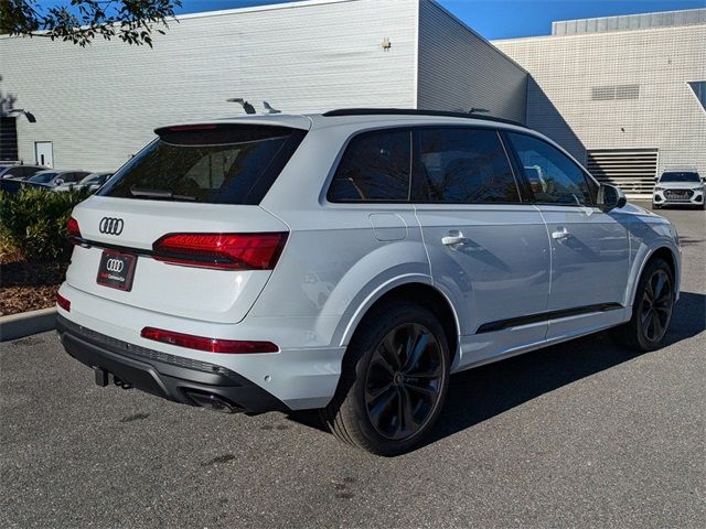 2025 Audi Q7 Premium Plus