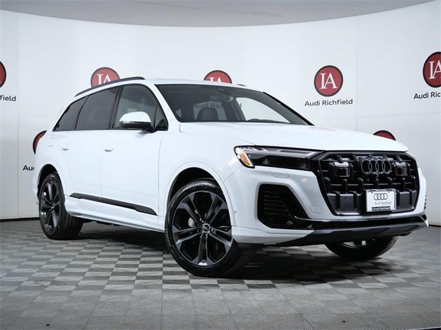 2025 Audi Q7 Premium Plus