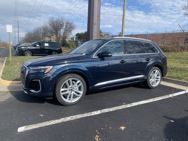2025 Audi Q7 Premium Plus