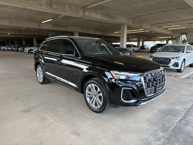 2025 Audi Q7 Premium Plus